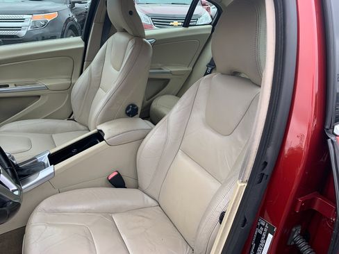 Used 2013 Volvo S60 T5 image 11