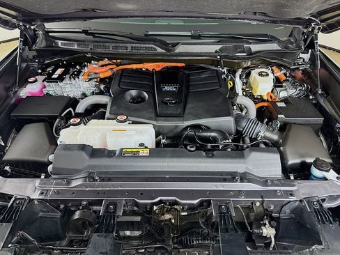 Certified 2025 Toyota Sequoia Limited image 25