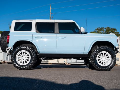 New 2025 Ford Bronco Heritage Edition image 2