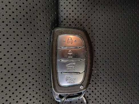 Used 2019 Hyundai Ioniq Limited image 32