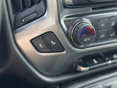 Used 2018 Chevrolet Silverado 1500 LT w/ Texas Edition AWD/4WD image 19