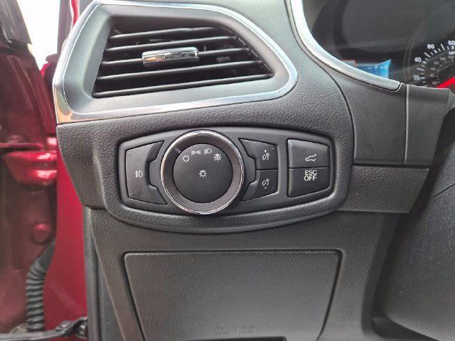 Used 2019 Ford Edge ST w/ Equipment Group 401A AWD/4WD image 18