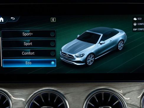 Used 2022 Mercedes-Benz E 450 4MATIC Cabriolet image 23