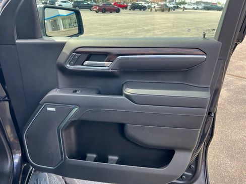 Used 2023 GMC Sierra 1500 SLT w/ SLT Convenience Package AWD/4WD image 40