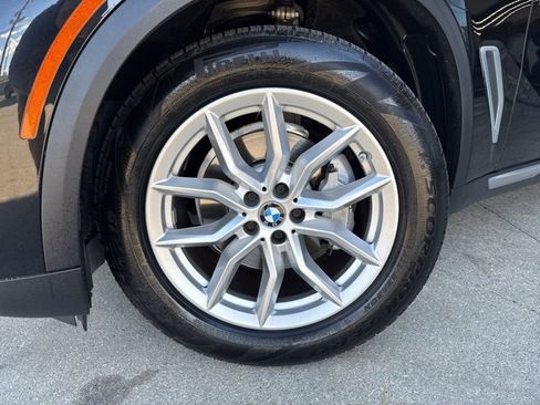 Used 2021 BMW X5 xDrive40i w/ Convenience Package image 55
