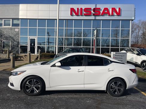 Certified 2023 Nissan Sentra SV image 2