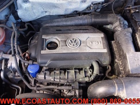 Used 2010 Volkswagen Tiguan SE image 5