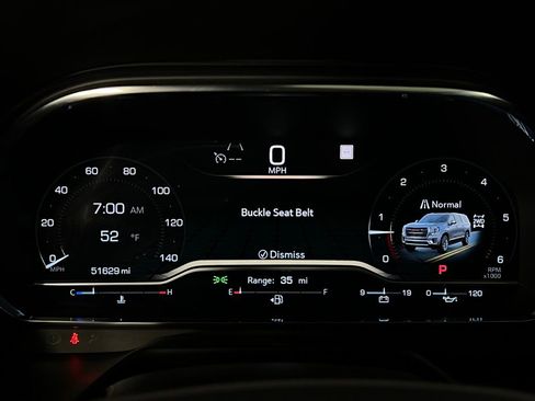 Used 2022 GMC Yukon AT4 w/ Technology Package image 13