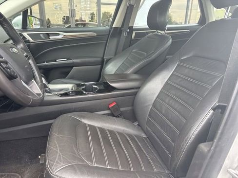 Used 2014 Ford Fusion SE w/ Equipment Group 202A AWD/4WD image 3