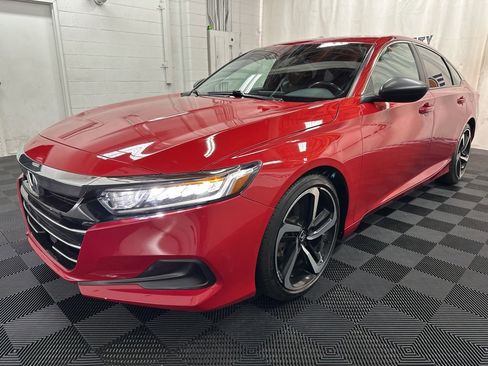 Used 2022 Honda Accord Sport image 4