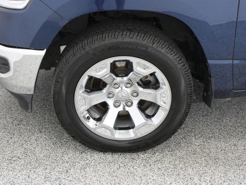 Used 2019 RAM 1500 Big Horn AWD/4WD image 13