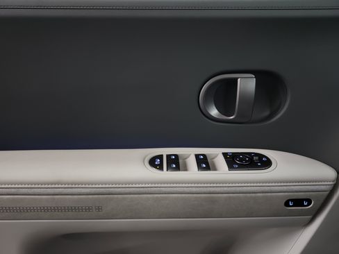 New 2026 Hyundai Ioniq 5 Limited image 13