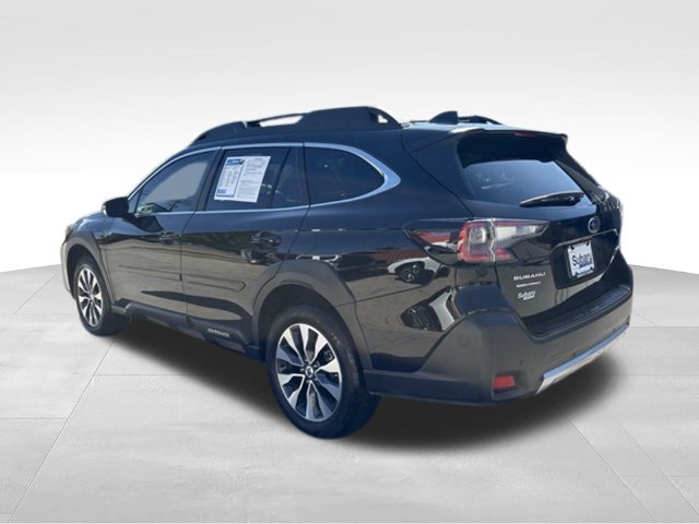 Used 2025 Subaru Outback Limited AWD/4WD image 5