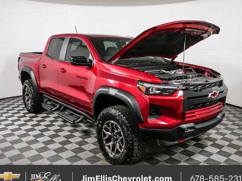 New 2026 Chevrolet Colorado ZR2 w/ Technology Package AWD/4WD image 34