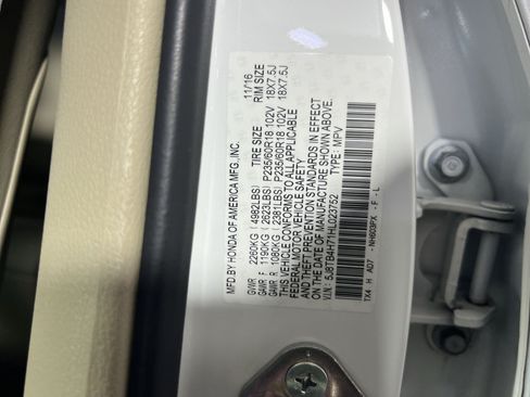 Used 2017 Acura RDX AWD w/ Advance Package image 31