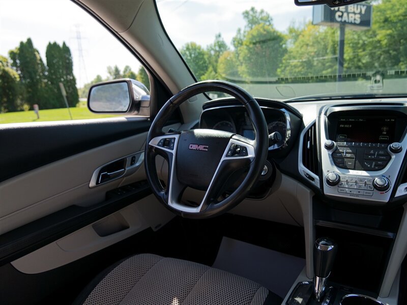 Used 2017 GMC Terrain SLE w/ Technology Package AWD/4WD image 26