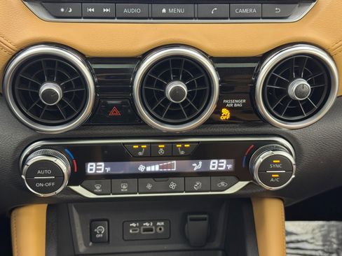 Used 2024 Nissan Sentra SV w/ SV Premium Package image 25