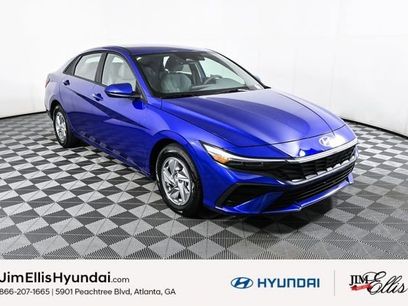 New 2026 Hyundai Elantra SE