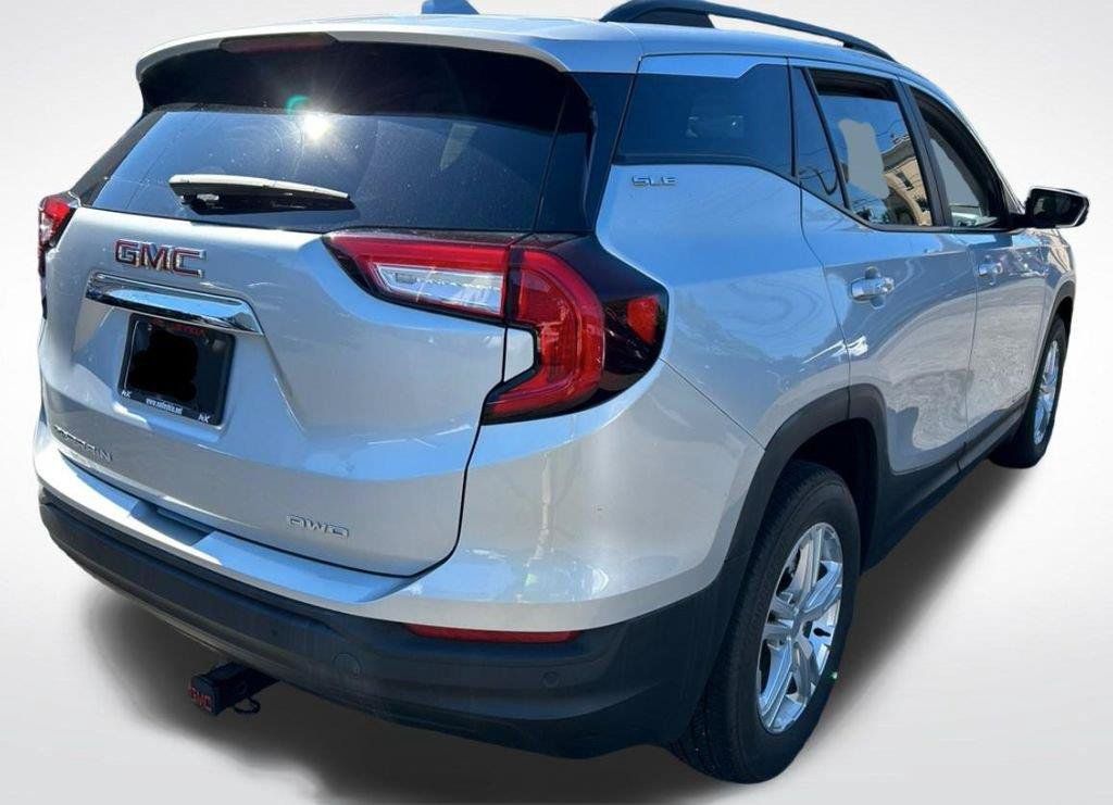 Certified 2022 GMC Terrain SLE w/ Driver Convenience Package AWD/4WD image 38