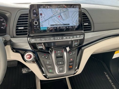 New 2026 Honda Odyssey Elite image 15