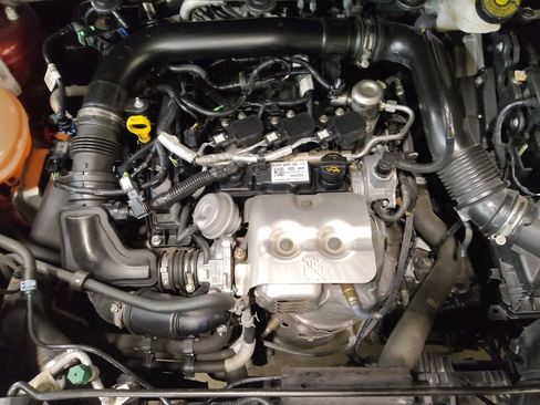 Used 2020 Ford EcoSport Titanium image 30