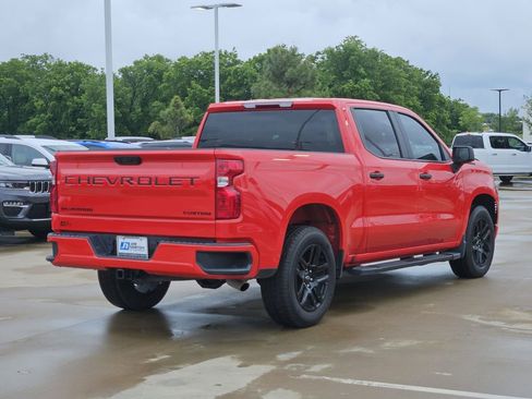 Used 2026 Chevrolet Silverado 1500 Custom w/ LPO, Dark Essentials Package RWD image 10