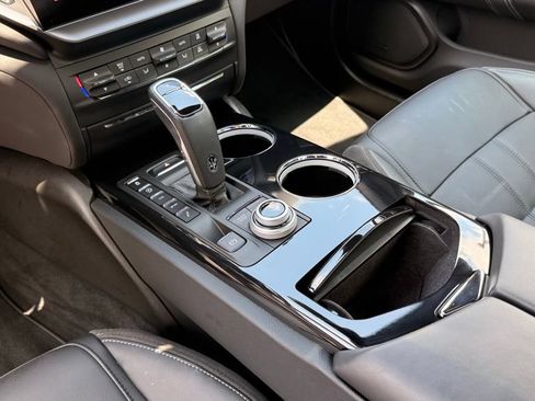 Used 2023 Maserati Ghibli Modena Q4 AWD/4WD image 13