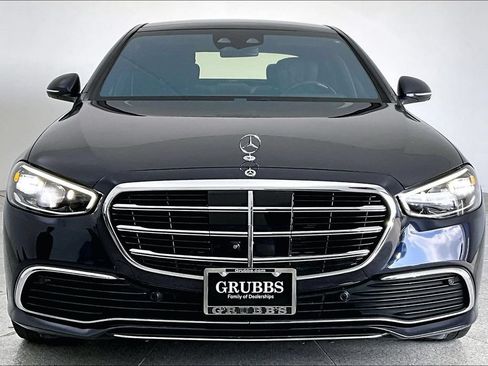 Used 2023 Mercedes-Benz S 500 4MATIC image 3