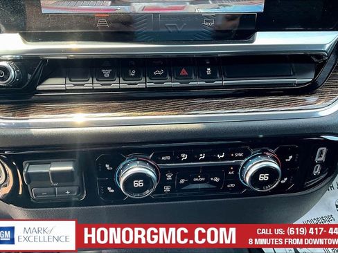Used 2024 GMC Sierra 2500 SLE w/ SLE Convenience Package AWD/4WD image 16