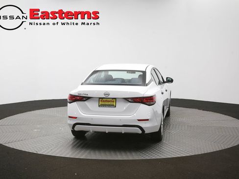 Used 2024 Nissan Sentra S FWD image 39