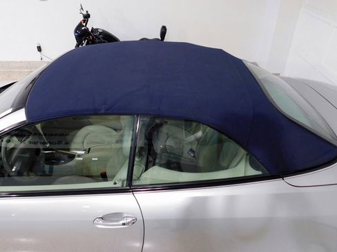 Used 2007 Mercedes-Benz CLK 350 Cabriolet image 25