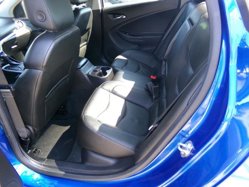 Used 2018 Chevrolet Volt LT w/ LT Driver Confidence Package FWD image 17