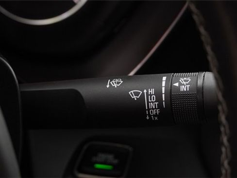 Used 2020 Chevrolet Camaro LT image 26