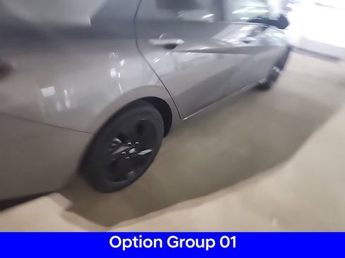 Used 2022 Hyundai Elantra SEL w/ Cargo Package image 13