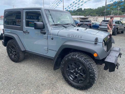 Used 2014 Jeep Wrangler Sport AWD/4WD image 9