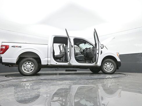 Used 2021 Ford F150 XL image 44