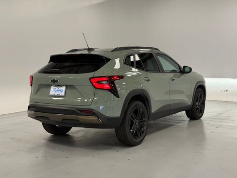 Used 2025 Chevrolet Trax ACTIV w/ Sunroof Package image 4