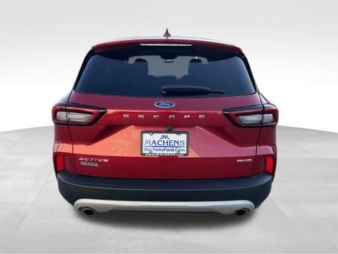 Used 2025 Ford Escape Active w/ Cold Weather Package AWD/4WD image 6