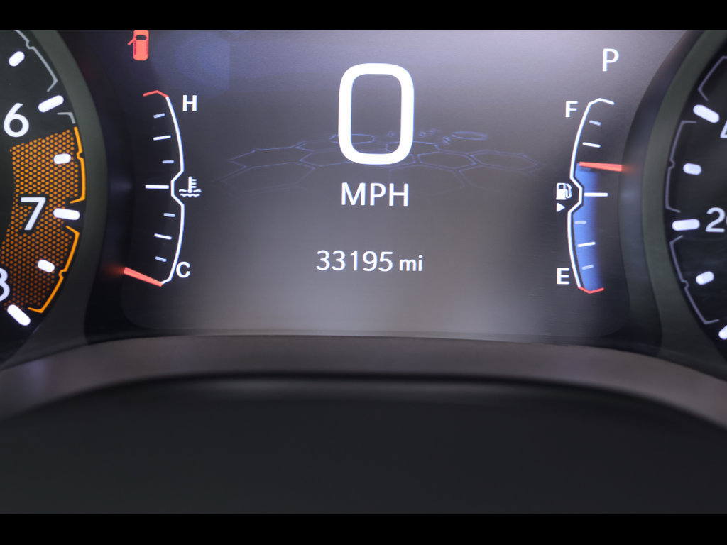 Used 2025 Jeep Compass Latitude AWD/4WD image 22