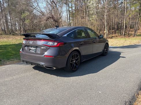 Used 2023 Honda Civic Sport Touring image 5
