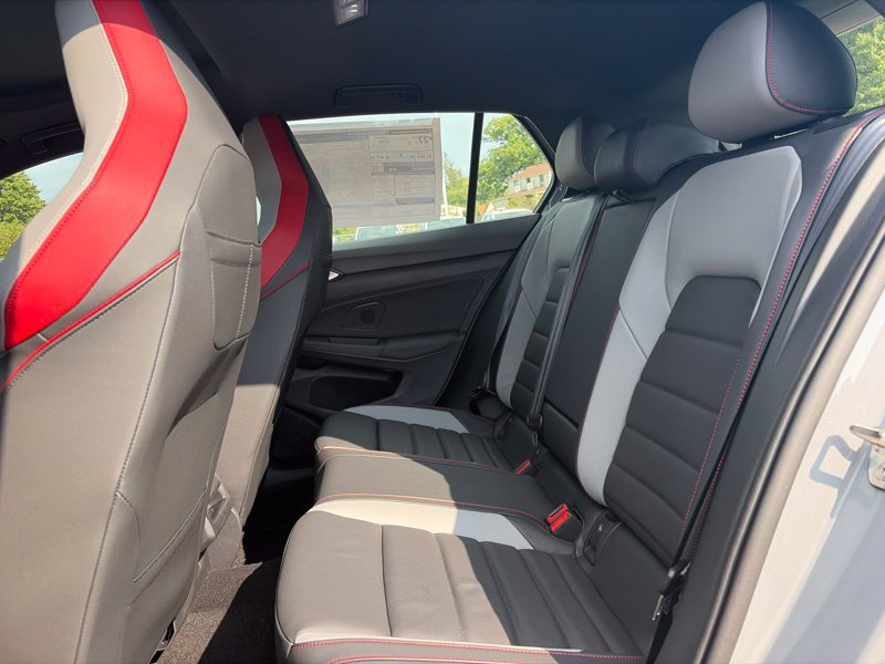 New 2026 Volkswagen GTI SE FWD image 16