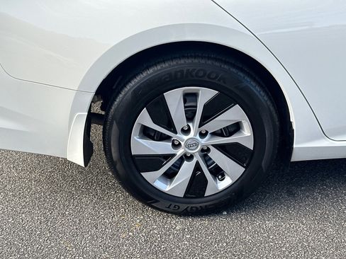 Certified 2025 Nissan Altima 2.5 S image 17