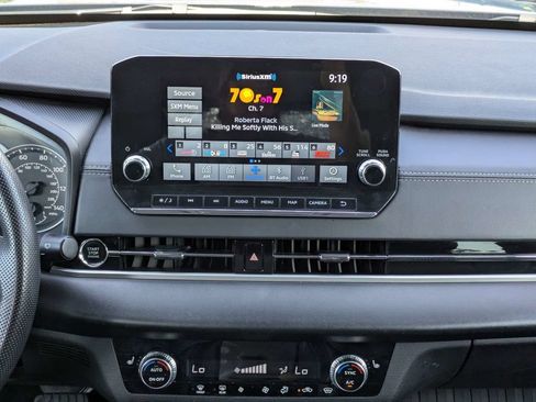 Used 2024 Mitsubishi Outlander SE AWD/4WD image 19