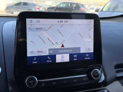 Used 2021 Ford EcoSport Titanium image 10