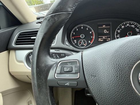 Used 2012 Volkswagen Passat 2.5 SE FWD image 15