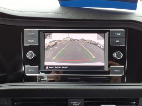 Used 2024 Volkswagen Jetta S image 19