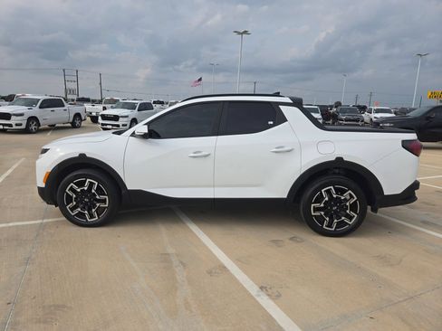 Used 2025 Hyundai Santa Cruz Limited AWD/4WD image 6