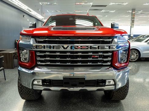 Used 2021 Chevrolet Silverado 2500 LTZ w/ LTZ Convenience Package image 2