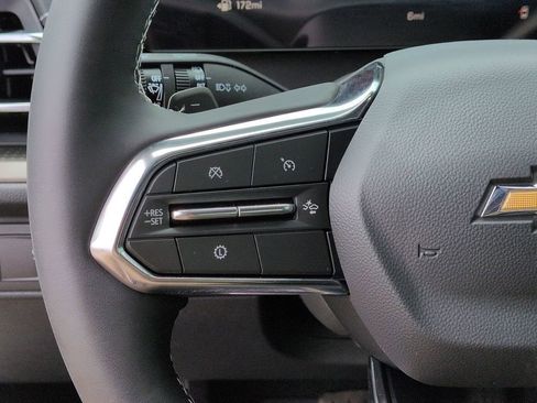 New 2026 Chevrolet Traverse LT w/ Sun and Wheel Package FWD image 19