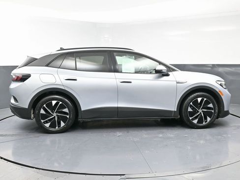 Used 2021 Volkswagen ID.4 Pro image 8